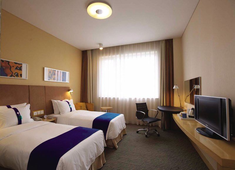 Holiday Inn Express And Suites Des Moines Downtown By Ihg Екстер'єр фото